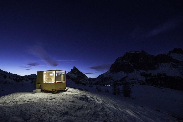 Una stanza di vetro a Cortina per dormire sotto le stelle