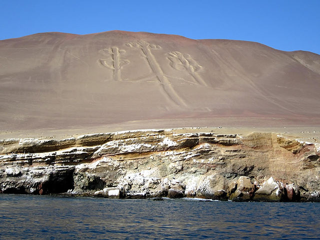 Candelabro di Paracas – Foto Wikipedia