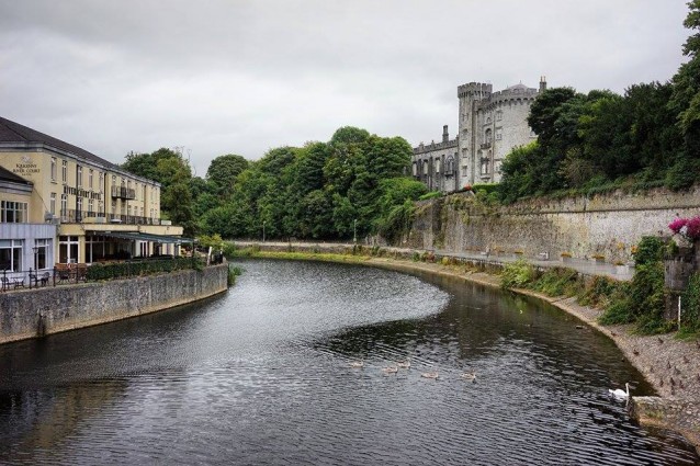 River Nore e castello di Kilkenny.