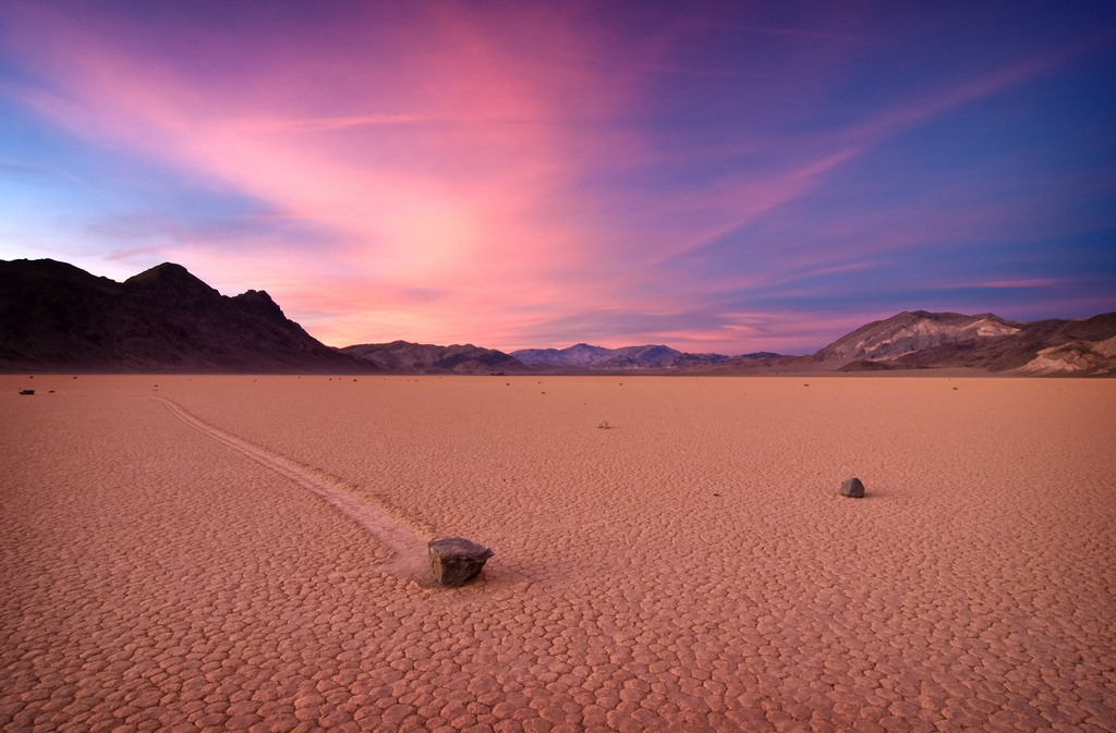 Racetrack Playa – Credits: sandy.redding