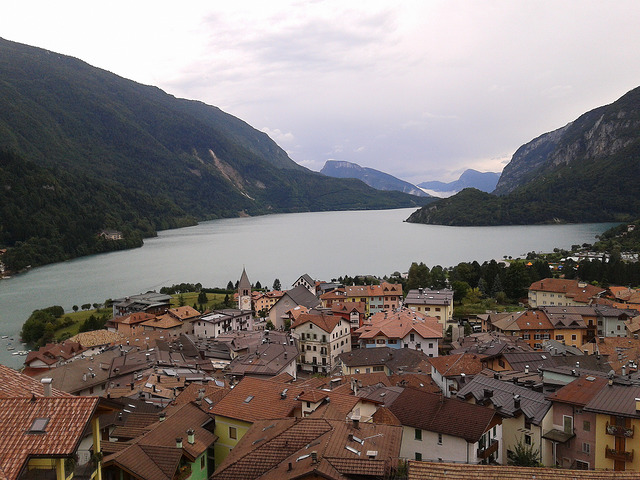 Lago di Molveno. Foto di Flickr