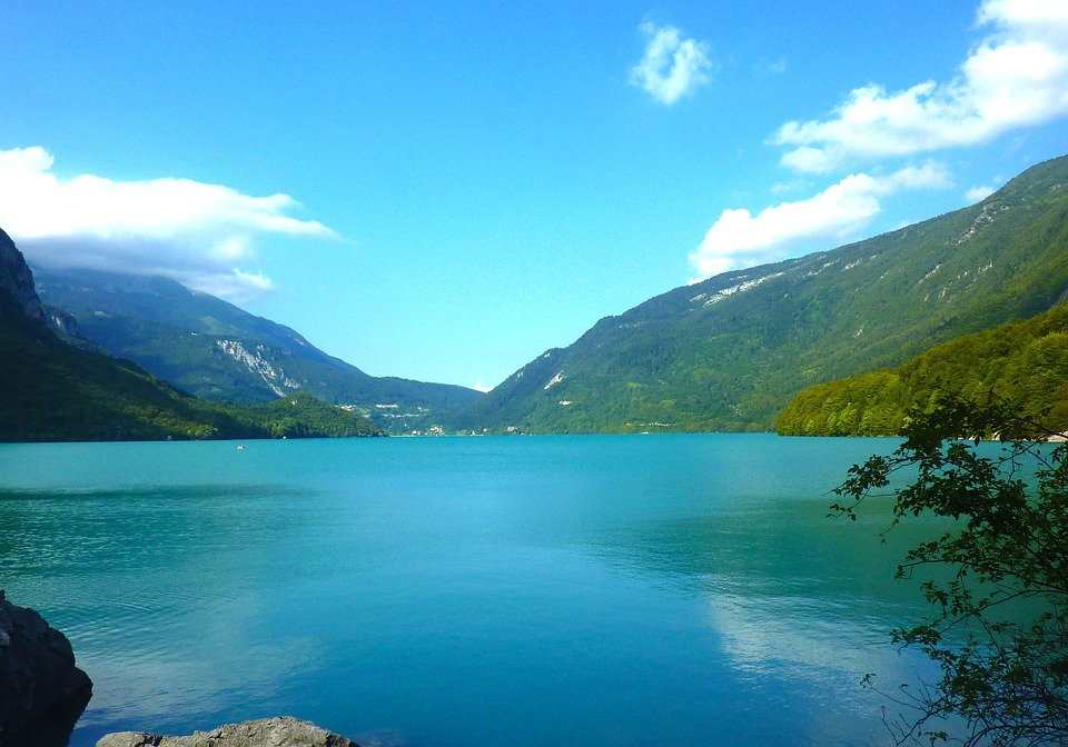 Lago di Molveno. Foto da pixabay