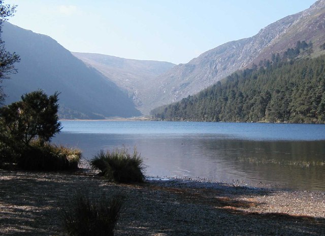 Veduta di Glendalough e delle Wicklow Mountains – Foto Wikimedia Commons