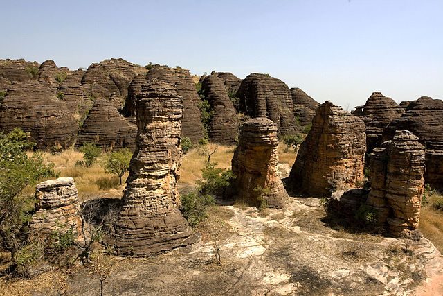 Domes de Fabedougou – Foto Wikimedia Commons
