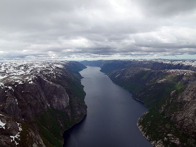 Lysefjord – Foto Wikimedia Commons