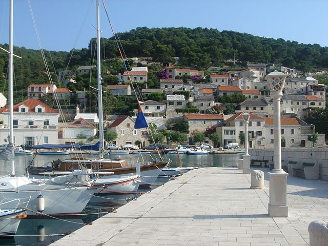 Porto di Pucisca – Foto Wikimedia Commons