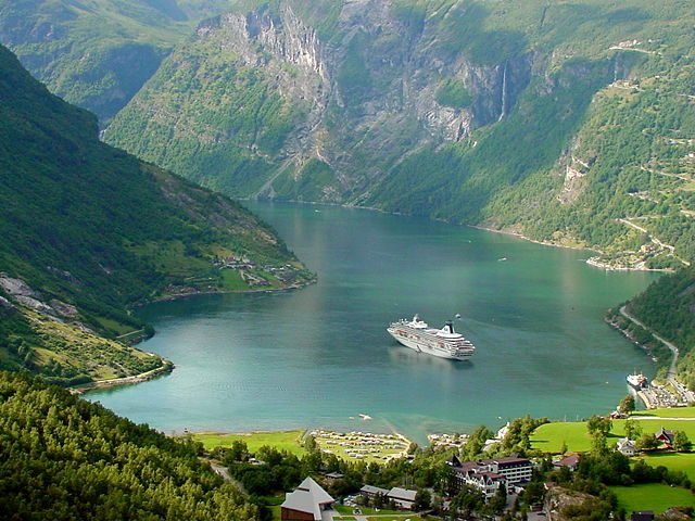 Geirangerfjord – Foto Wikimedia Commons