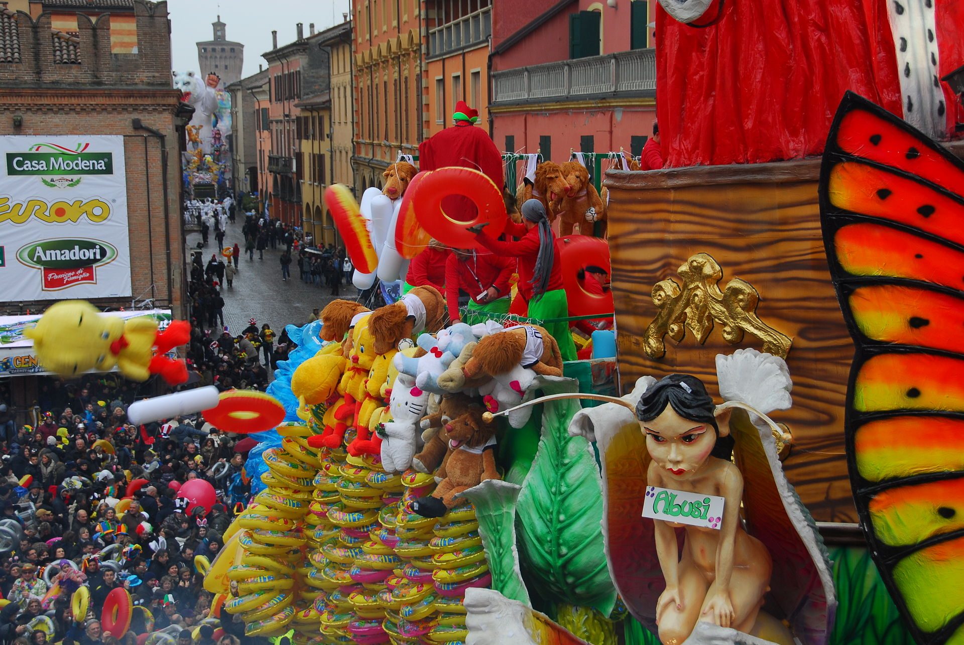 Carnevale di Cento. Foto da Wikipedia