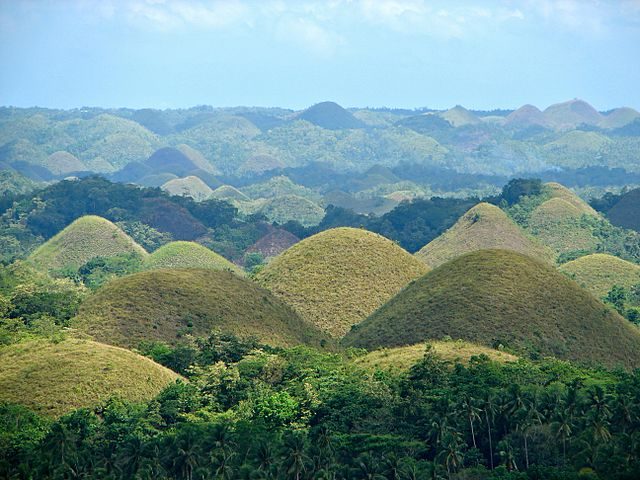 Chocolate Hills – Foto Wikimedia Commons