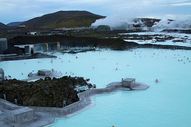Blue Lagoon, Islanda – Foto Wikimedia Commons