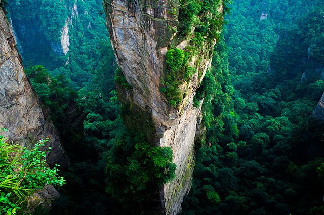 Zhangjiajie National Park – Foto Wikimedia Commons