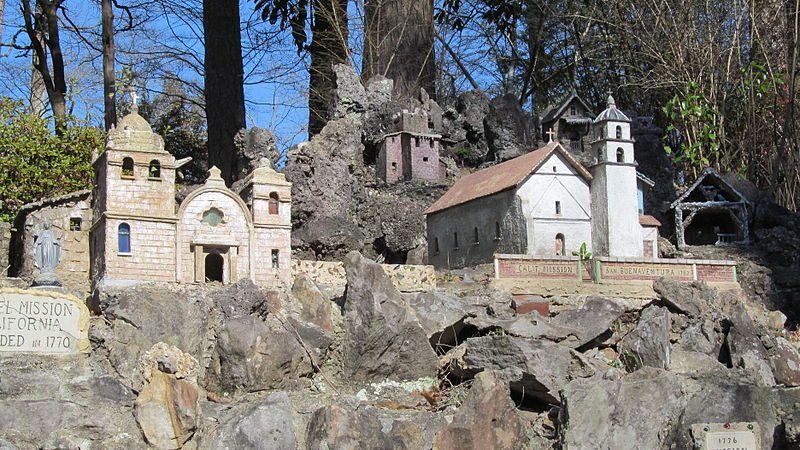 Ave Maria Grotto. Foto di AlabamaSoutherm