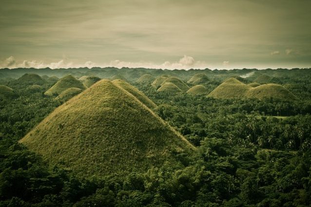Chocolate Hills – Foto di Didier Baertschiger