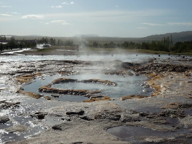 Strokkur, Islanda – Foto Pixabay