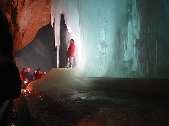Eisriesenwelt – Foto Wikimedia Commons