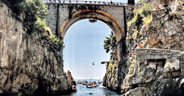 Furore. Foto di Radio Alfa
