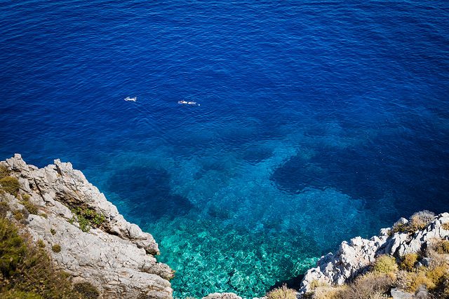 Mare di Hydra. Foto di Simon Binder