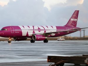 Clienti pagati per volare: la rivoluzione lanciata da Wow Air