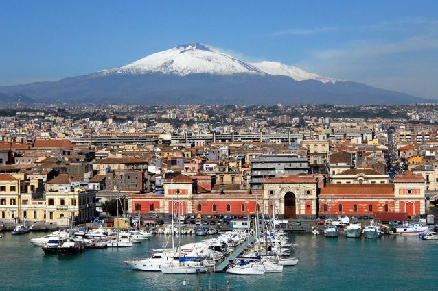 Catania. Foto da pixabay