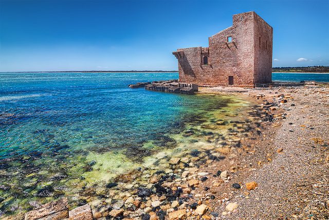 La torre sveva di vendicari. Foto di Marcello Falco