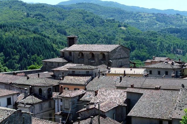 Panorama di Castiglione di Garfagnana – Foto Wikimedia Commons