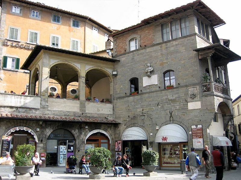Piazza di Cortona