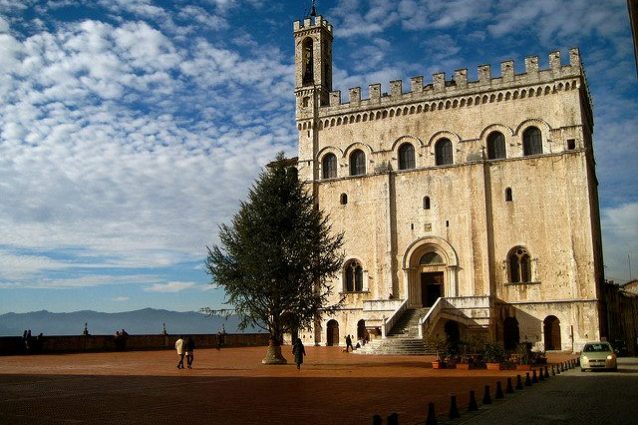 Palazzo dei Consoli. Gubbio. Foto di Alex Barrow
