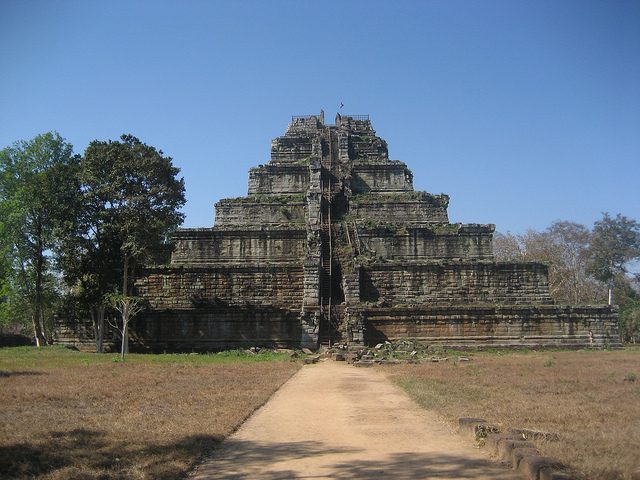 Koh Ker – Foto di Arian Zwegers