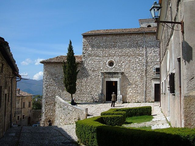Labro, Chiesa di Santa Maria Maggiore – Foto Wikimedia Commons