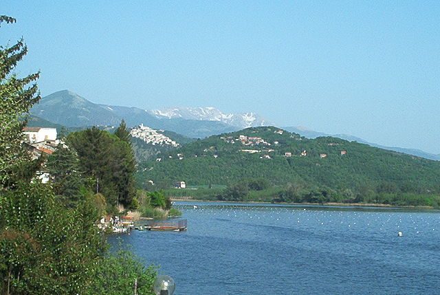 Lago di Piediluco – Foto Wikimedia Commons