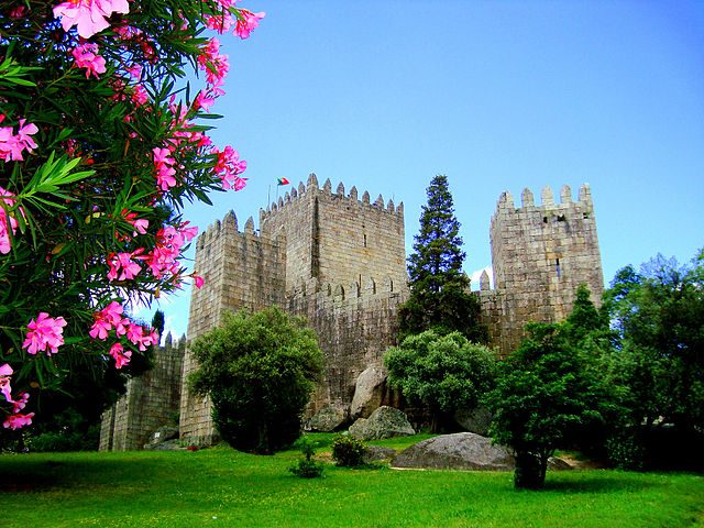 castello-di-guimaraes