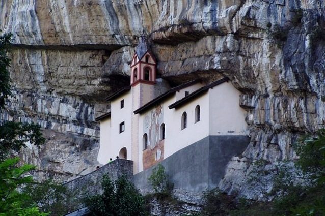 Eremo di San Colombano – Foto Pixabay