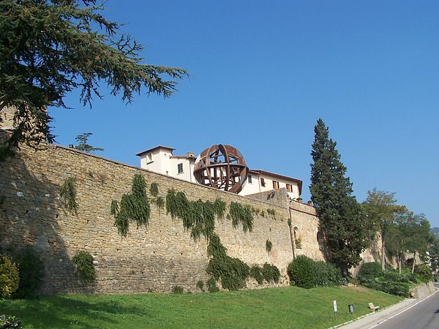 Mura di Vinci – Foto Wikimedia Commons