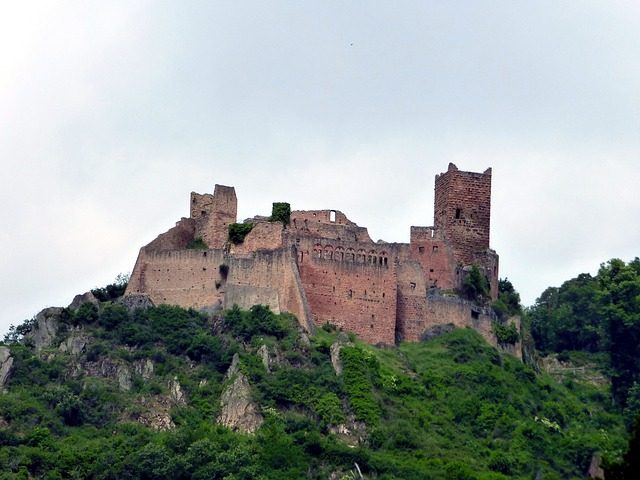 La suggestione dei castelli di Ribeauvillé – Foto Pixabay