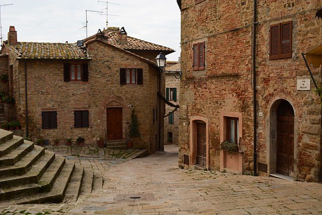 Centro storico di Monticchiello – Foto Wikipedia