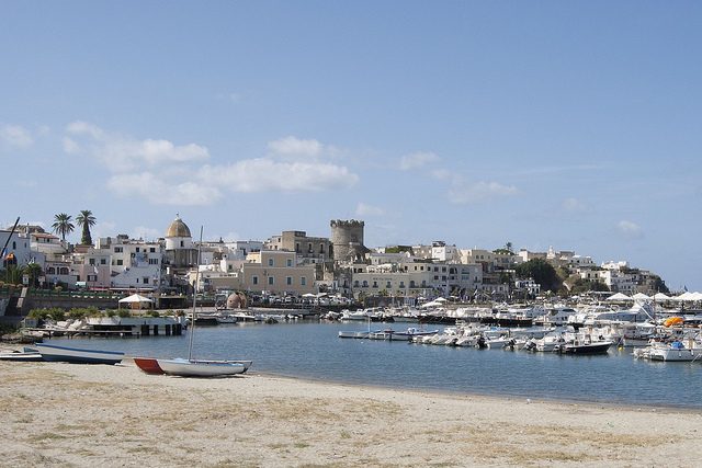 Spiaggia di Chiaia, Ischia