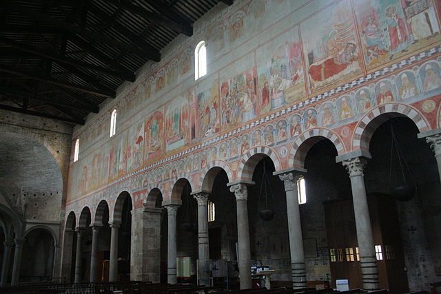 Affreschi nella Basilica di San Piero a Grado – Foto Wikimedia Commons