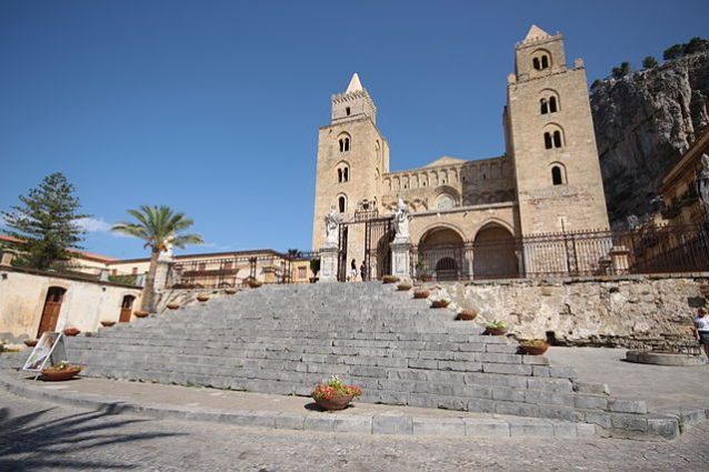 Meraviglie siciliane: il Duomo di Cefalù e i suoi preziosi mosaici