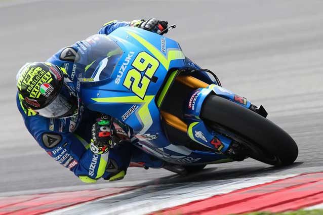 MotoGp, test Sepang day 2: Iannone con la Suzuki al top davanti a Vinales, 4° Rossi
