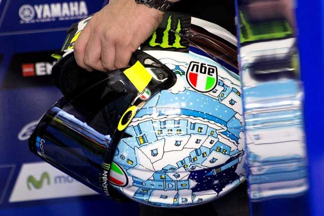 Il nuovo casco "winter test" di Valentino Rossi per i test di Sepang / GettyImages