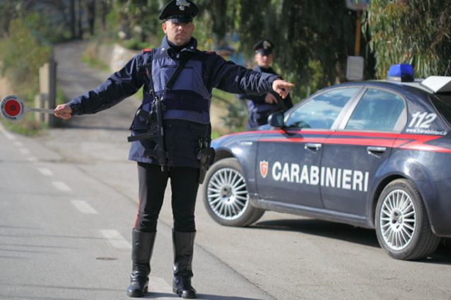 Un posto di blocco dei Carabinieri