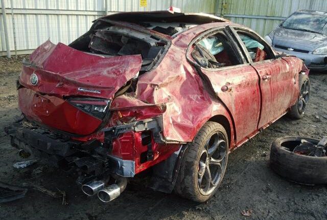 Alfa Romeo Giulia Quadrifoglio Distrutta