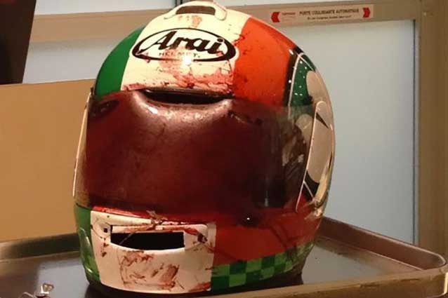 L'Arai Small Vector 2 che ha salvato la vita di una motocilista / EatSleepRIDE