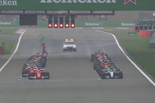 La Ferrari di Vettel sulla griglia di partenza in Cina – Foto Twitter