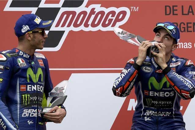 Valentino Rossi e Maverick Vinales sul podio del Gp d'Argentina / GettyImages