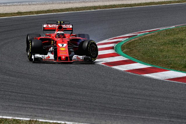 Kimi Raikkonen con l'anteriore danneggiata – Getty Images
