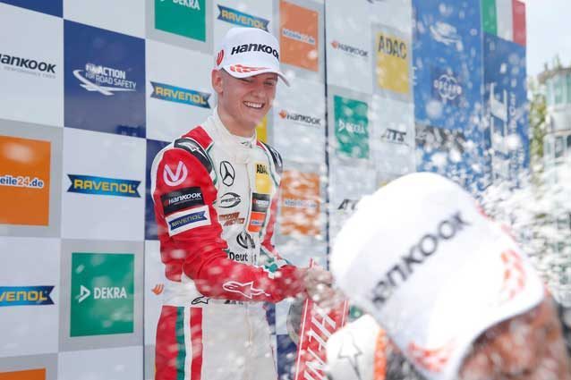 Mick Schumacher sul podio di Monza / Autodromo di Monza