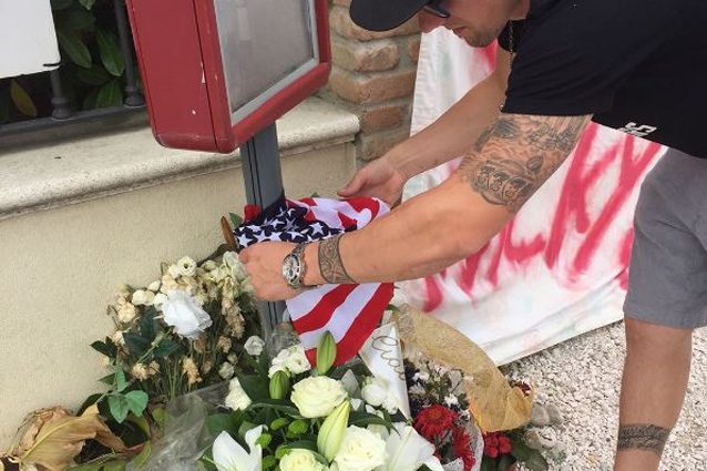 Ben Spies deposita il mazzo di fiori per Hayden – Foto Instagram
