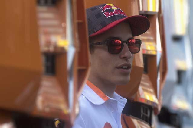 MotoGp, Marquez e quel ‘dettaglio’ sulla guida di Valentino Rossi: “L’ho subito detto al mio team”