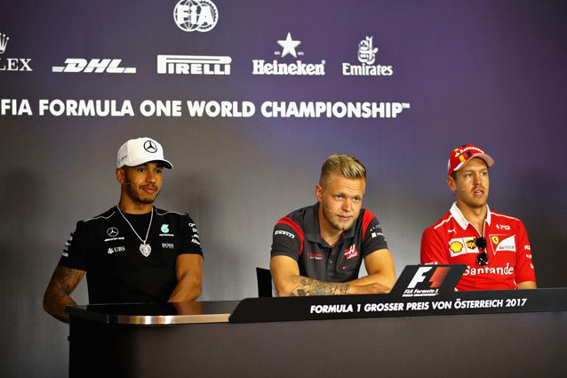 Sebastian Vettel e Lewis Hamilton in conferenza stampa – Getty Images